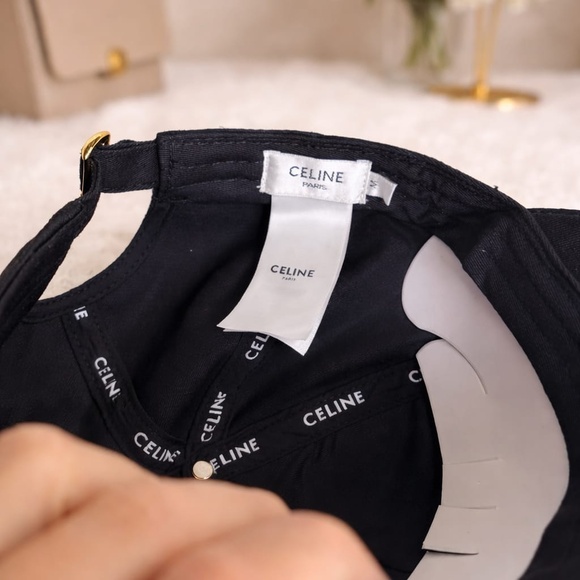 Celine hat - Picture 3 of 3